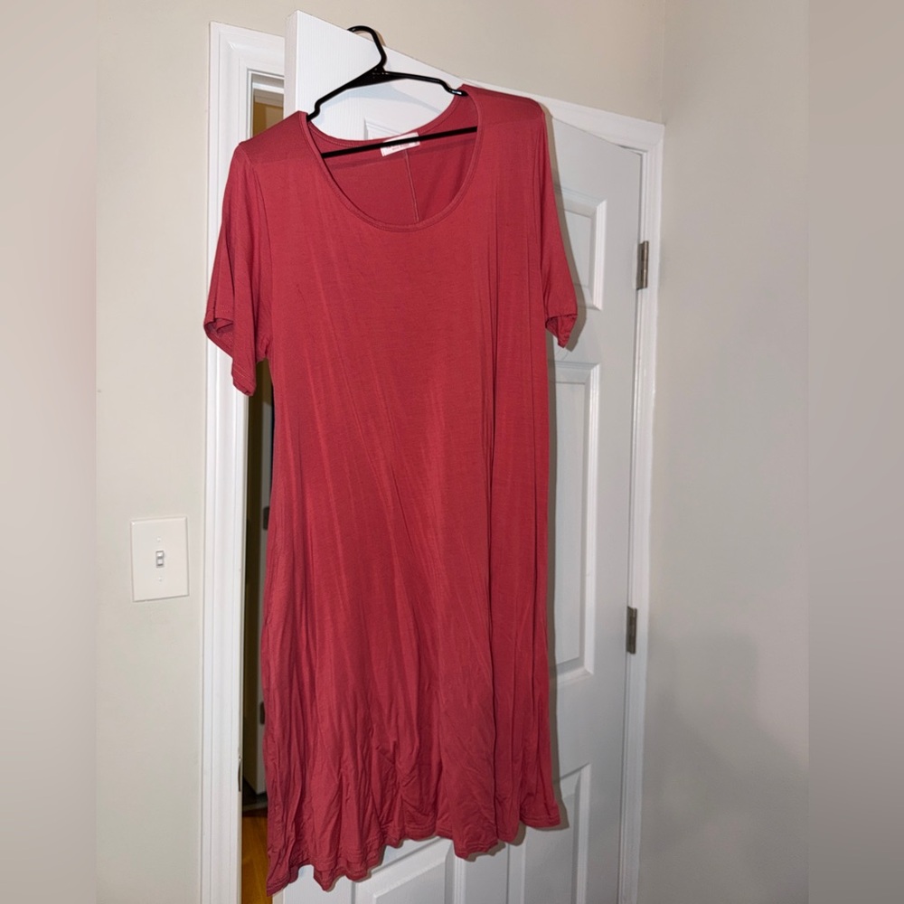 Casual Scoop-Neck Mini Dress in Dusty Rose